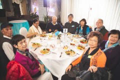 Audience-Enjoying-Lunch