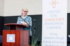 Seniors-Panel-Rosanne-Berry-Sharing-Her-Story-of-Email-Fraud