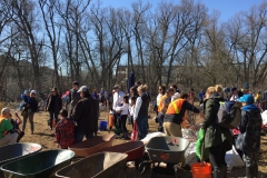 Earth-Day-Tree-Planting-Group-Planting